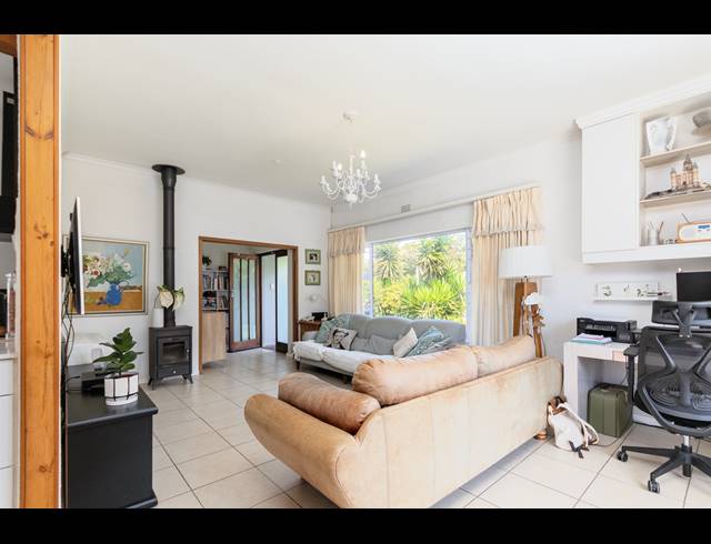 3 BEDROOM FREESTANDING FOR SALE IN MILNERTON CENTRAL